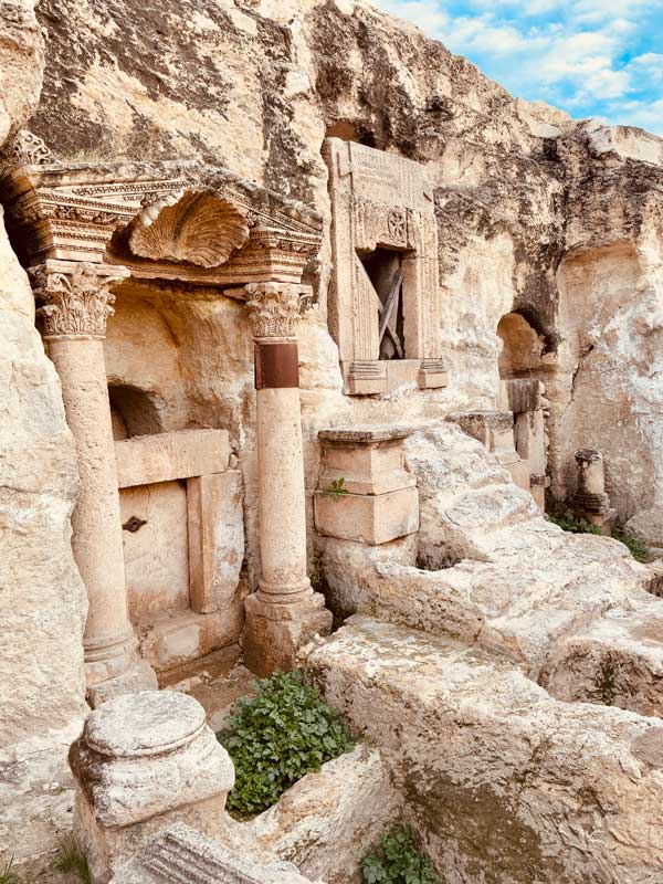 Kızılkoyun Taş Mezarları